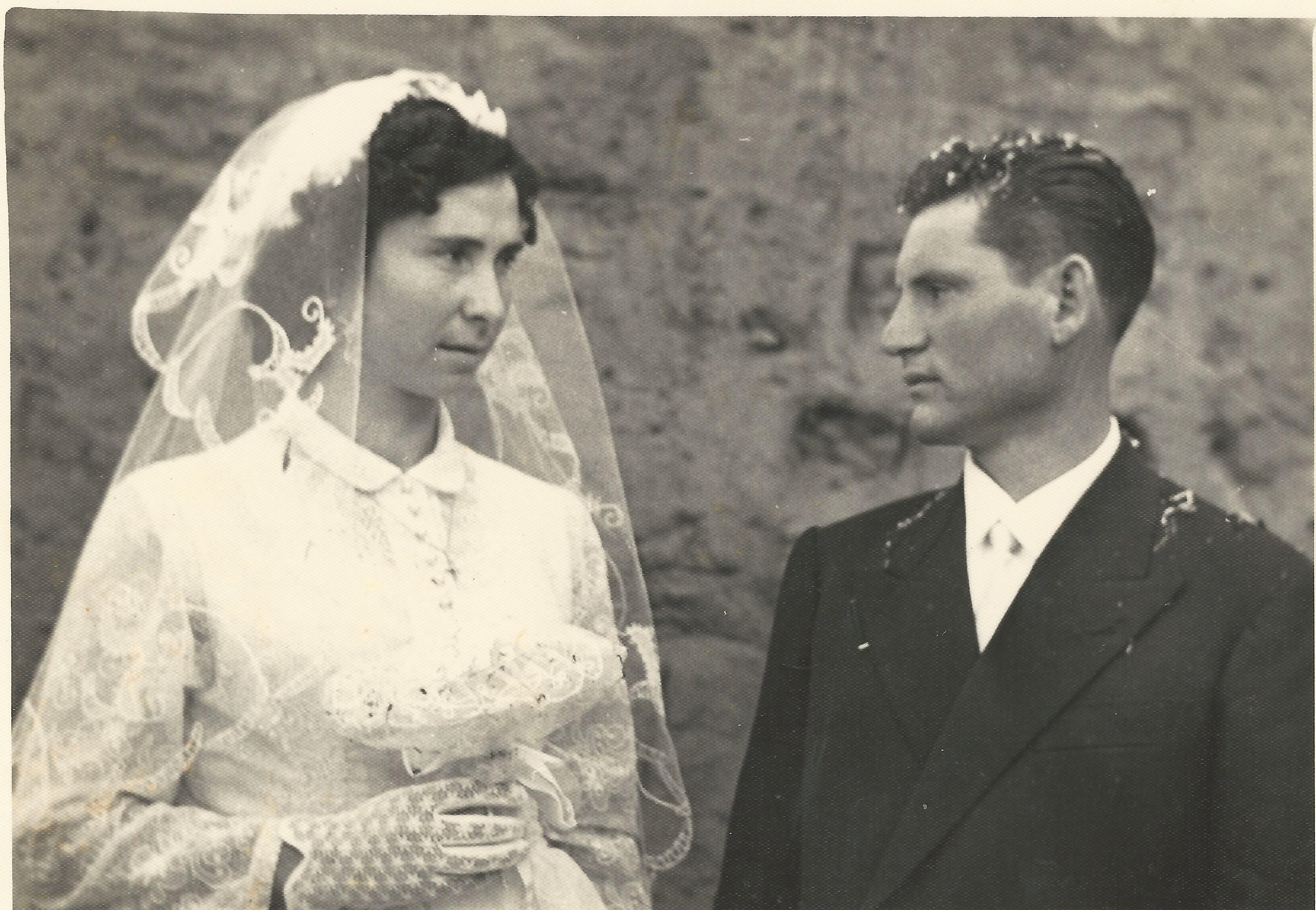 matrimoni_nellecorti - Balivo-Assunta-e-Chianese-Nicola-settembre-1957.jpg